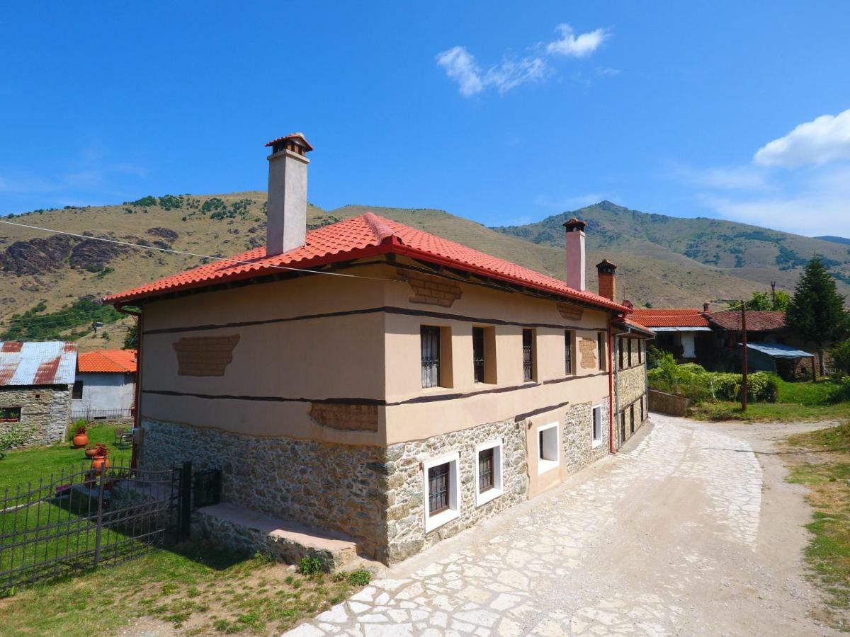 Dora'S House At Agios Germanos Prespes Guest House Exterior photo